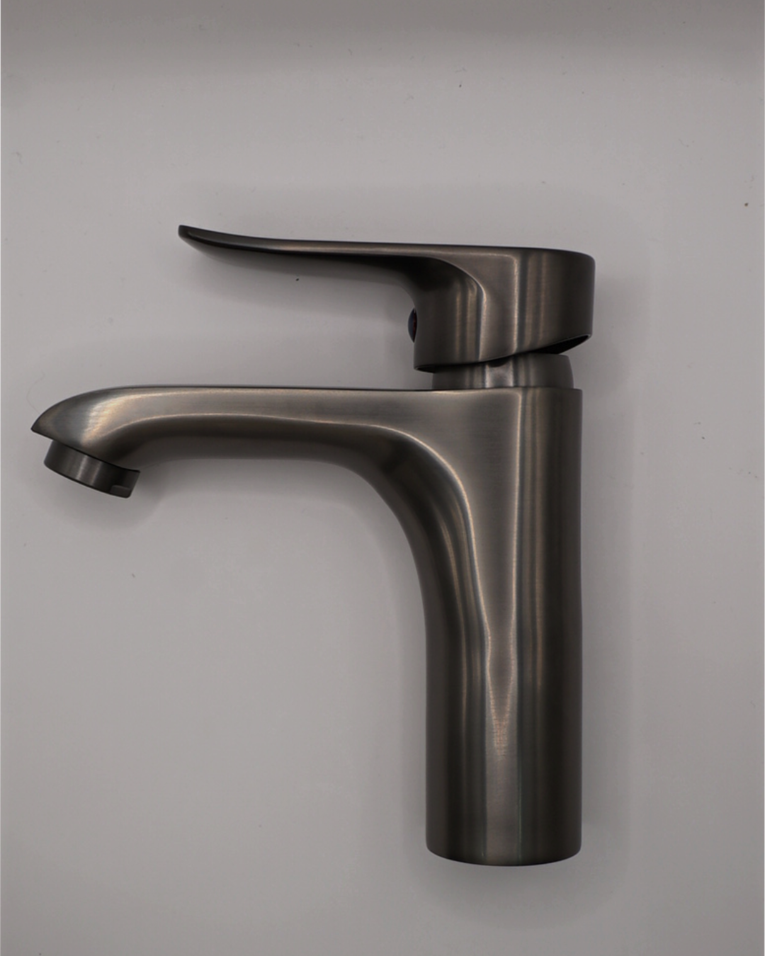 Monomando para lavabo corto Gun metal gris 04049 - Metalflu